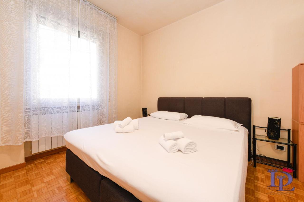 Desenzanoloft Official Partner Marriott Homes & Villas - Charming On The Lake Front Lake Desenzano del Garda Exteriör bild