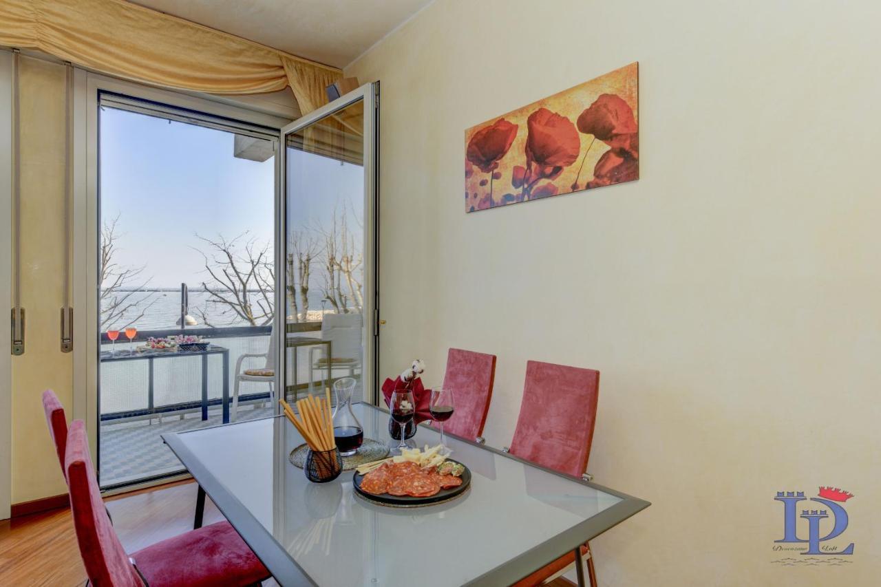 Desenzanoloft Official Partner Marriott Homes & Villas - Charming On The Lake Front Lake Desenzano del Garda Exteriör bild