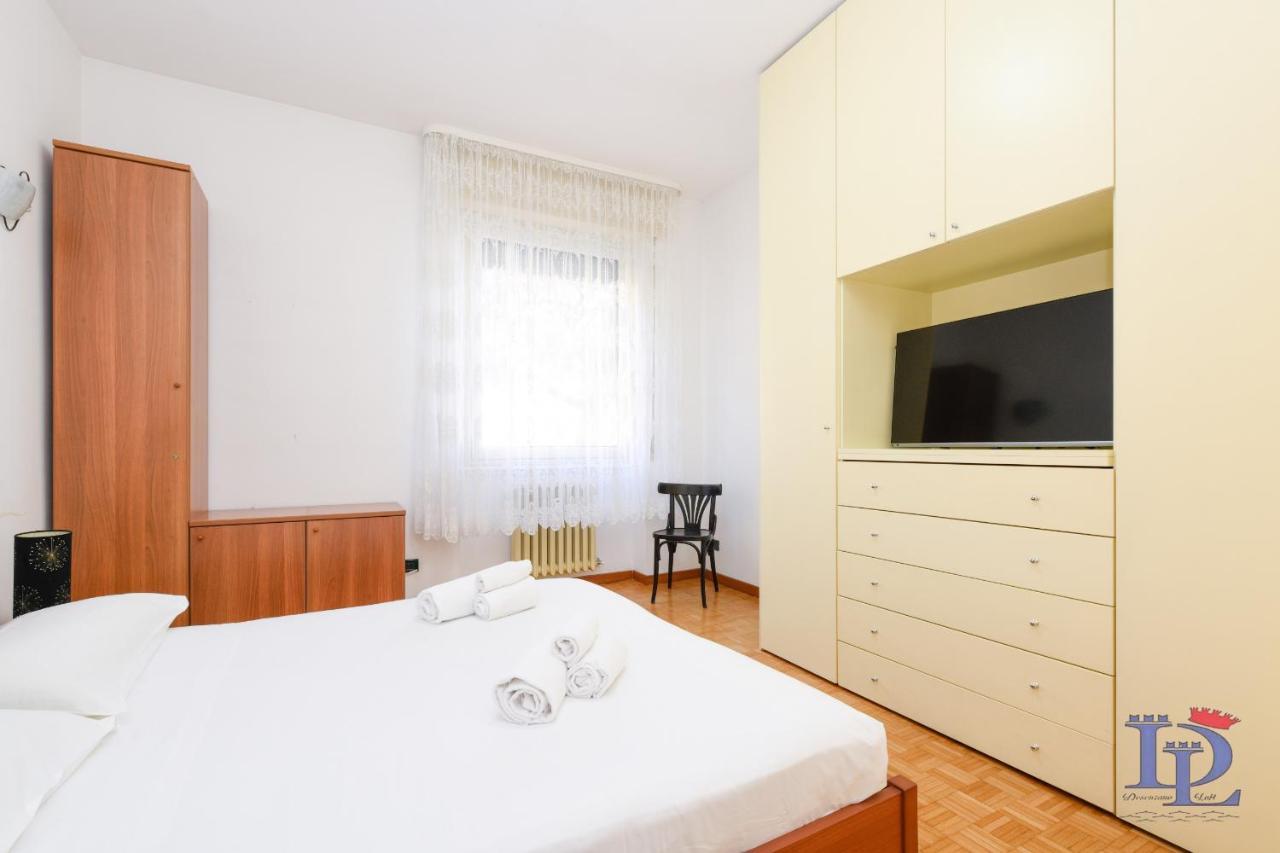 Desenzanoloft Official Partner Marriott Homes & Villas - Charming On The Lake Front Lake Desenzano del Garda Exteriör bild